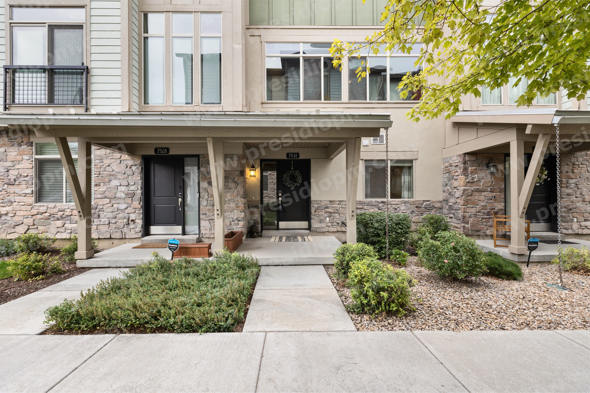 Property thumbnail image