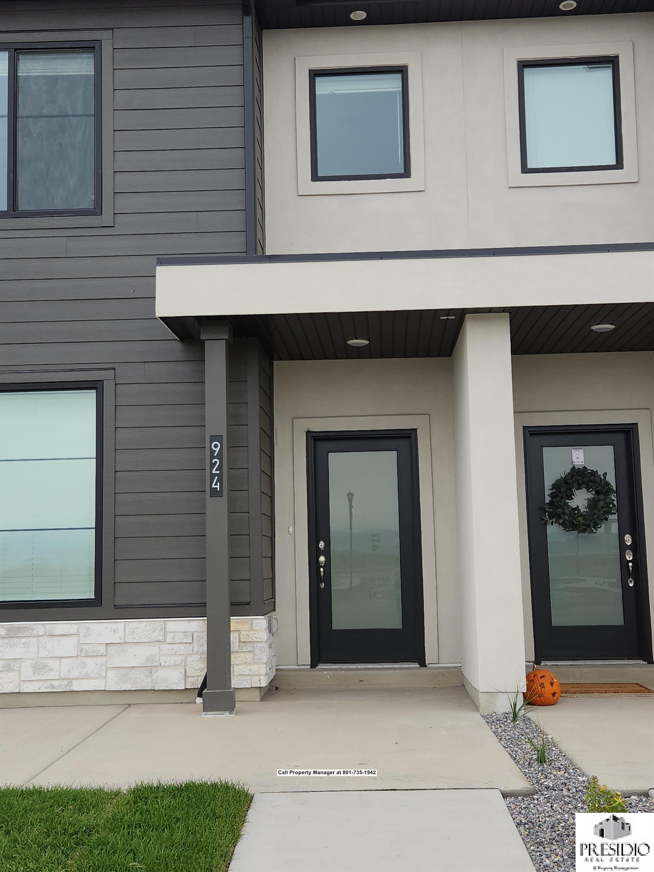 968 South 850 West